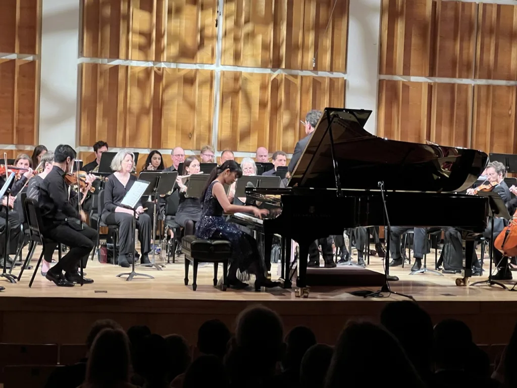 Pianist Sophia Shao with David Bernard and the Park Avenue Chamber Symphony at Merkin Hall. Photo by Edward Kliszus