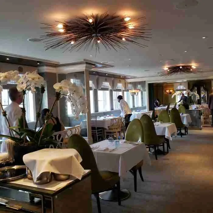Table seating at BG on Fifth at Bergdorf Goodman in NYC. Photo by Sora Vernikoff