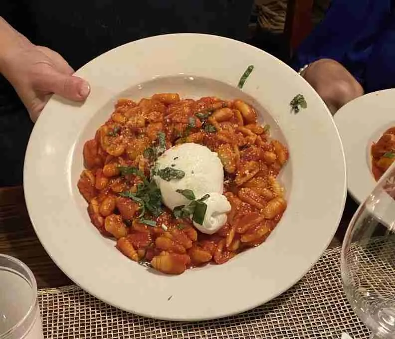 Cavatelli con burrata, homemade cavatelli pasta in a Tuscan tomato sauce with roasted garlic, fresh basil and oregano topped with a ball of fresh burrata at Spano's. Photo by Valérie Blanchard
