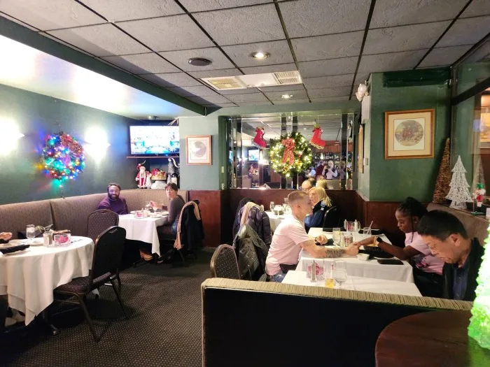 Comfy seating at Rossini's Italian restaurant in NYC. Photo by Sora Vernikoff