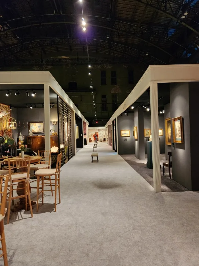 Elegant, plush walkways at The Winter Show: Supporting The East Side House Settlement. Photo by Sora Vernikoff