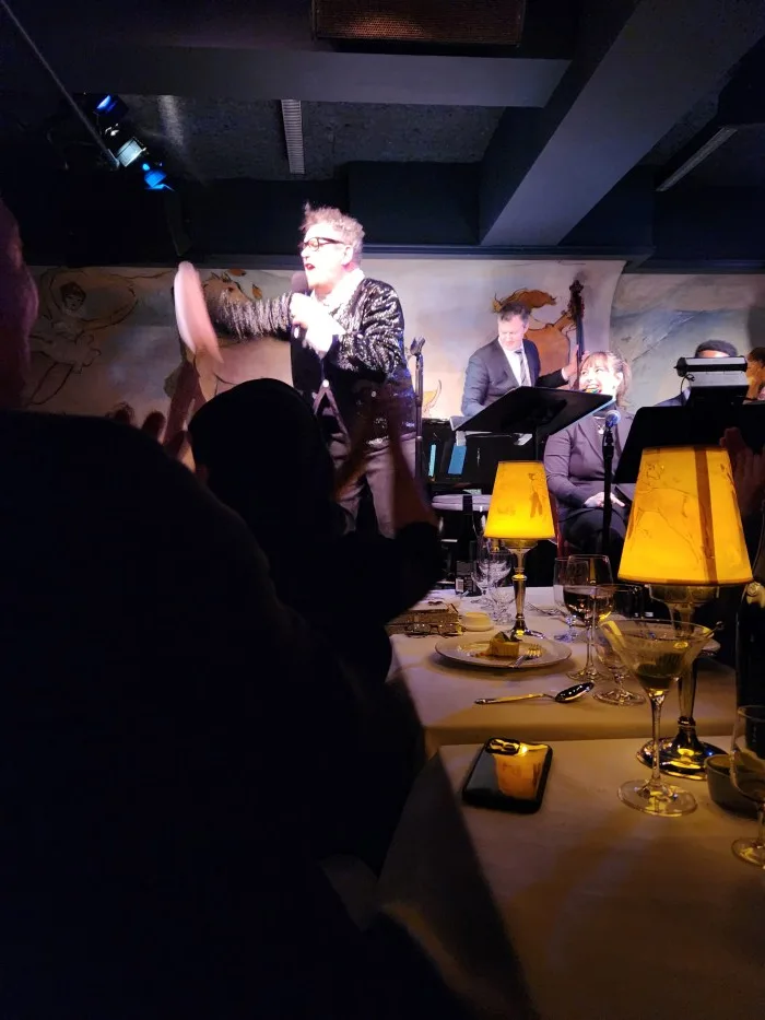 Isaac Mizrahi on stage at Café Carlyle. Photo by Sora Vernikoff