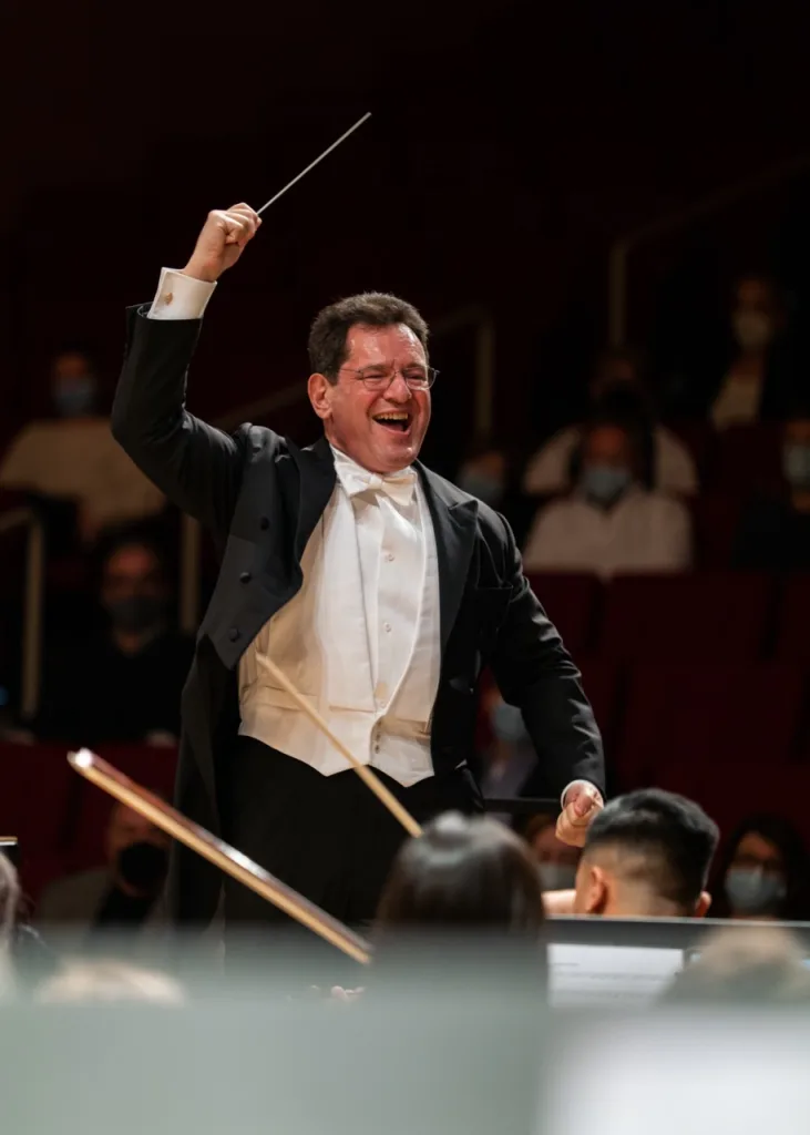  David Bernard conducts Tchaikovsky with the Park Avenue Chamber Symphony. Photo by Matt Dine