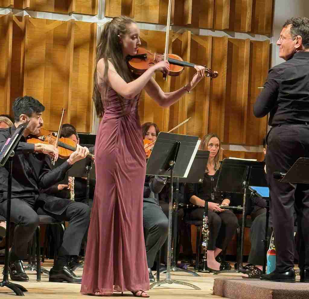Sophia Lesokhin, Violin, at the Special Music School High School Concerto Competition Winners' Concert Photo by Edward Kliszus