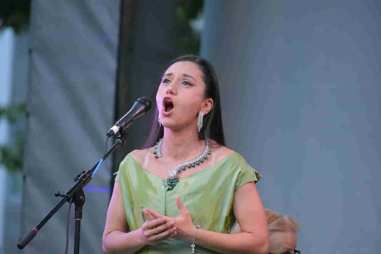 Soprano Tatev Baroyan performing Senza Mamma from Suor Angelica in A Spectacular Puccini Tribute: New York City Opera's Outdoor Concert at Bryant Park. Photo by Edward Kliszus