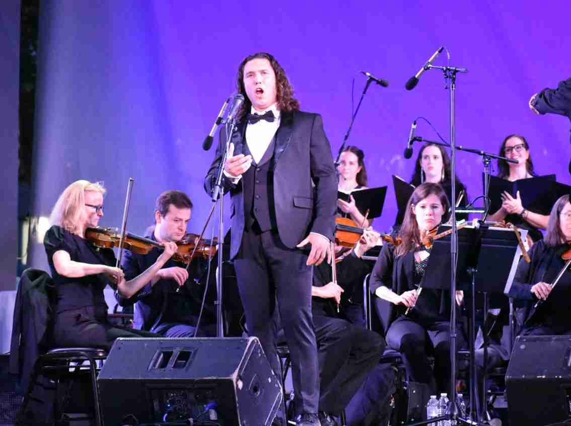 Tenor Victor Starsky performing Nessun Dorma from Turandot in A Spectacular Puccini Tribute: New York City Opera's Outdoor Concert at Bryant Park. Photo by Edward Kliszus