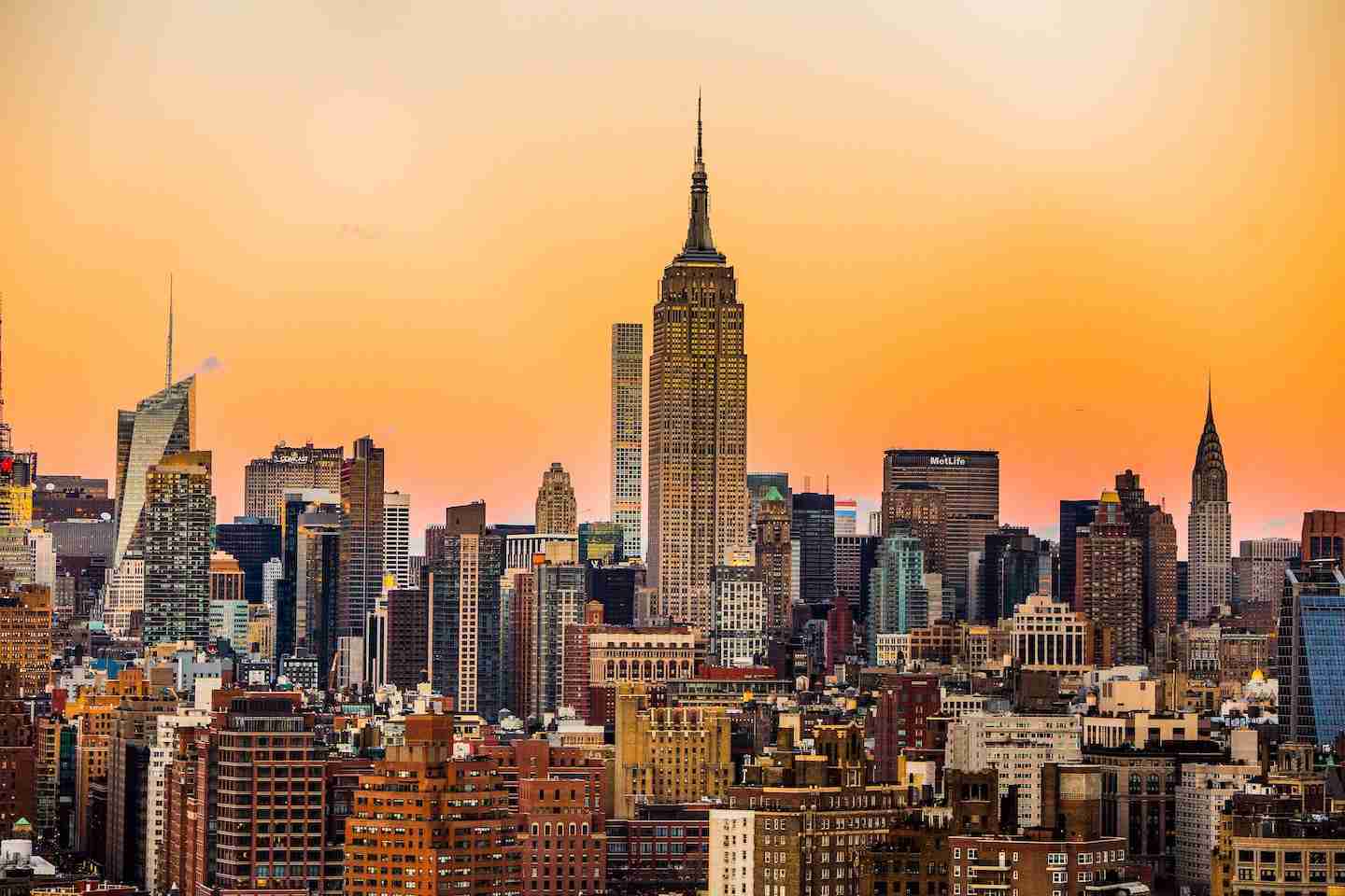Empire State Building during sunset, Photo by Michael Discenza