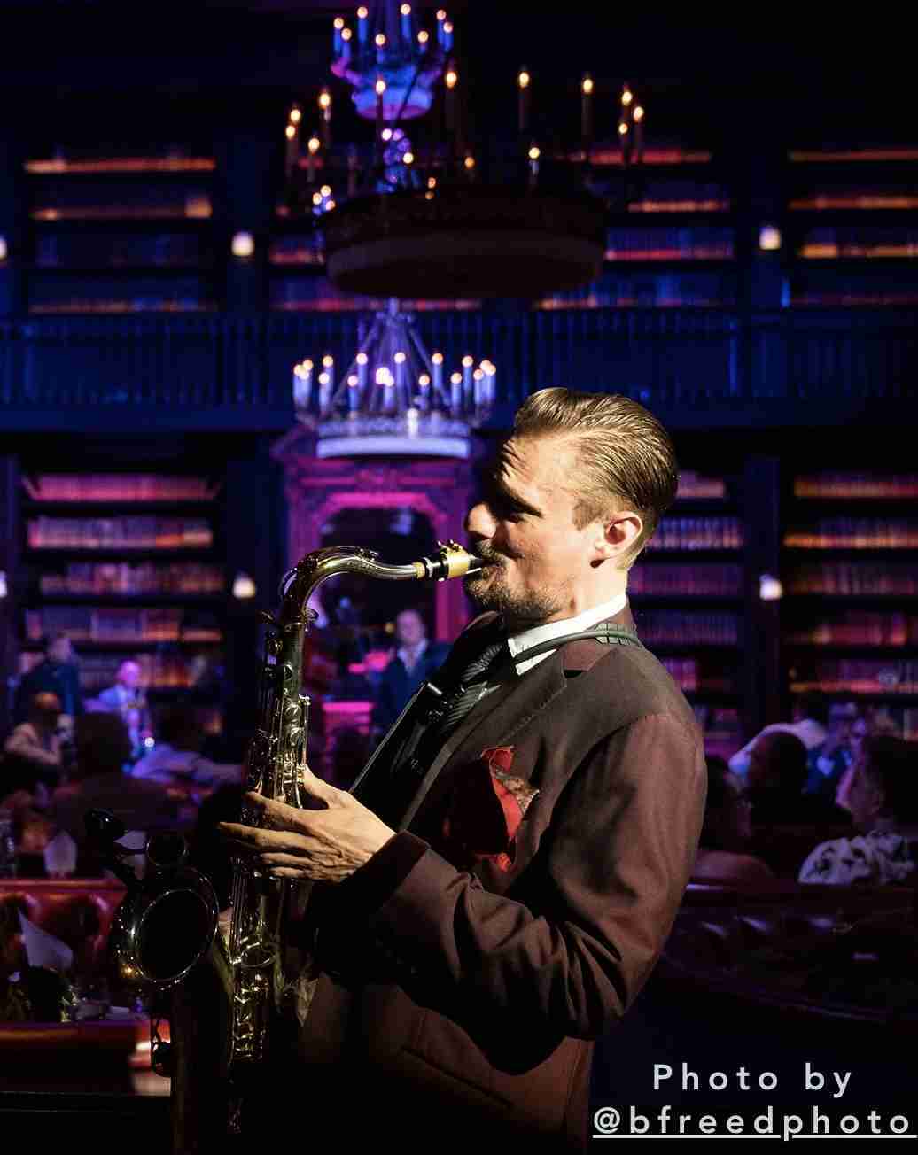 Steve Kortyka, Tenor Saxophonist with Gabrielle Stravelli at the Midnight Theater. Photo by bfreedphoto