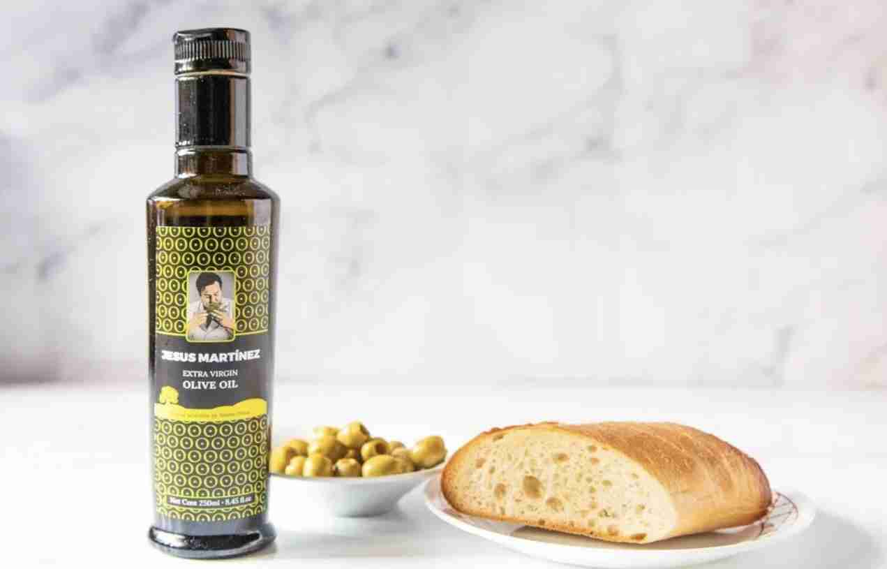 Alcala Signature Olive Oil. Courtesy alcalarstaurantnyc.com