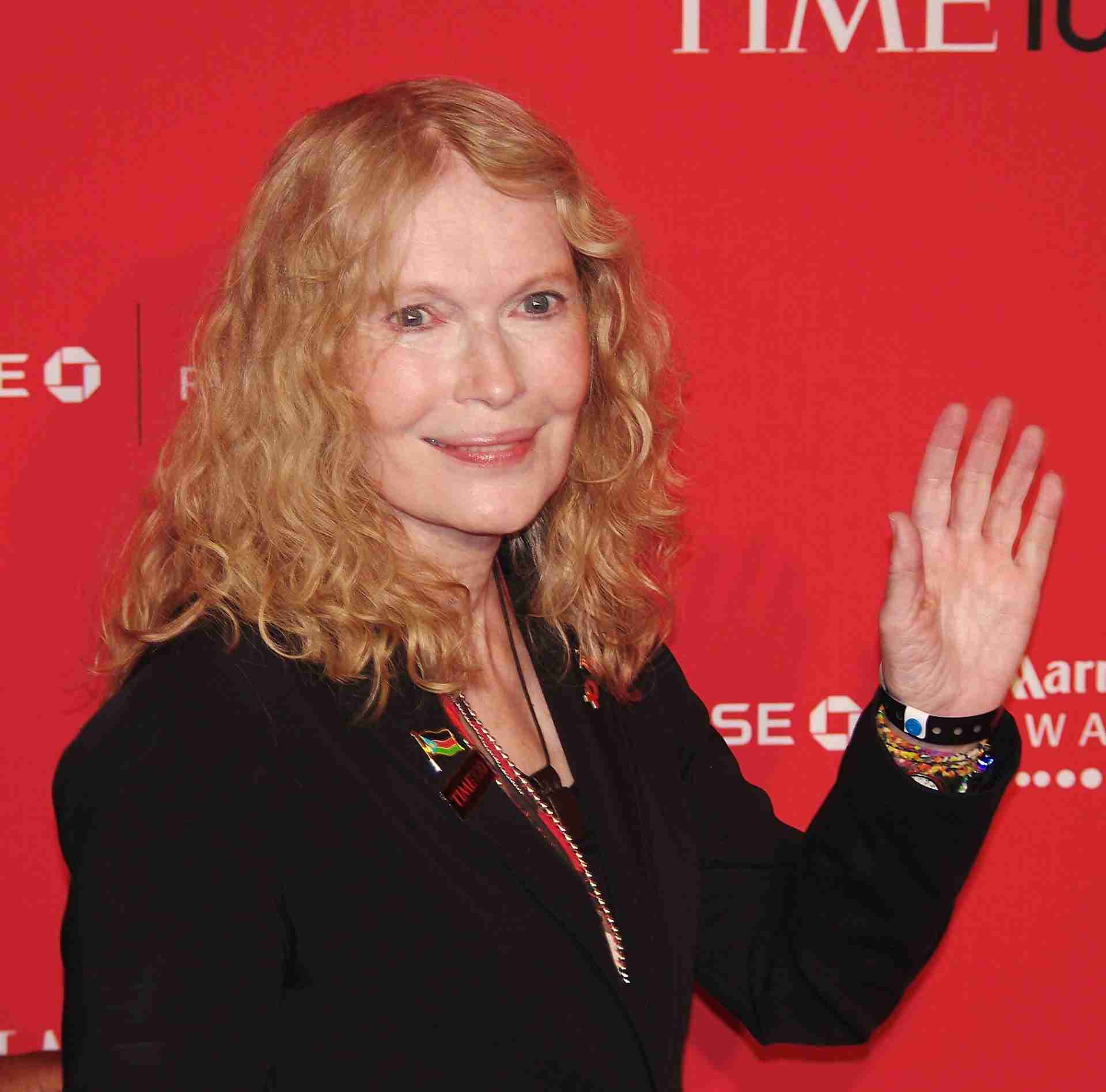 Mia Farrow. Photo by David Shankbone, CC BY 3.0 <https://creativecommons.org/licenses/by/3.0>, via Wikimedia Commons