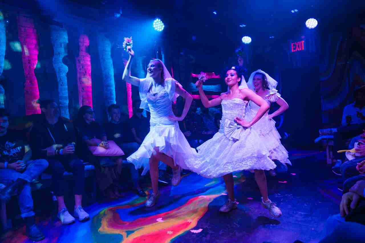 (L-R) Kailin Brown, Manuela Agudelo and Kelsey Rogers - Photo by Austin Ruffer Large