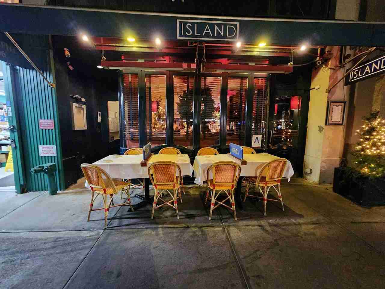 Outside view of Island Restaurant. Photo by Sora Vernikoff
