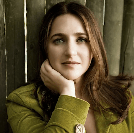 Simone Dinnerstein, Pianist. Courtesy simonedinnerstein.com