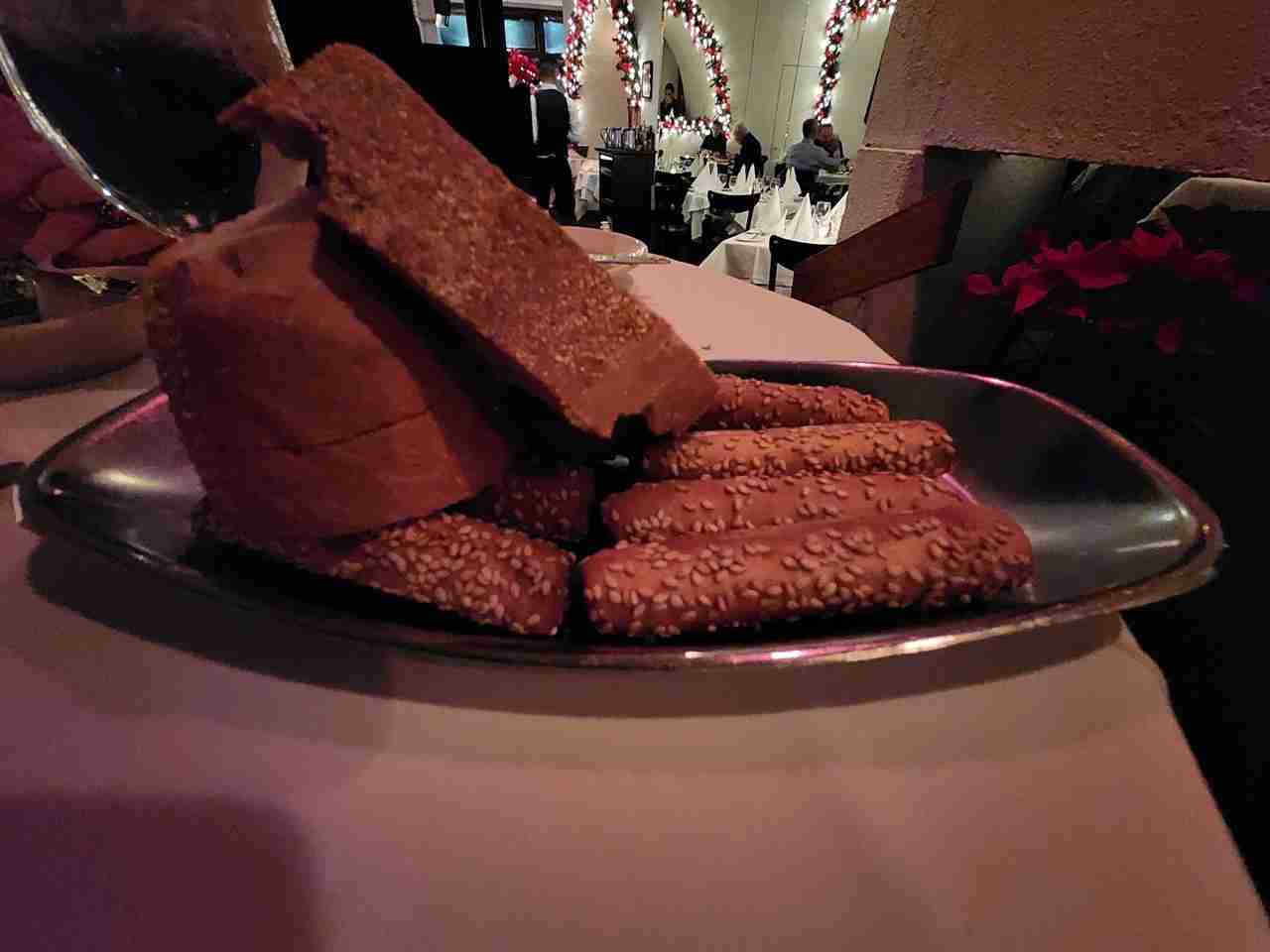 Fresh bread and breadsticks at Villa Berulia. Photo by Sora Vernikoff.
