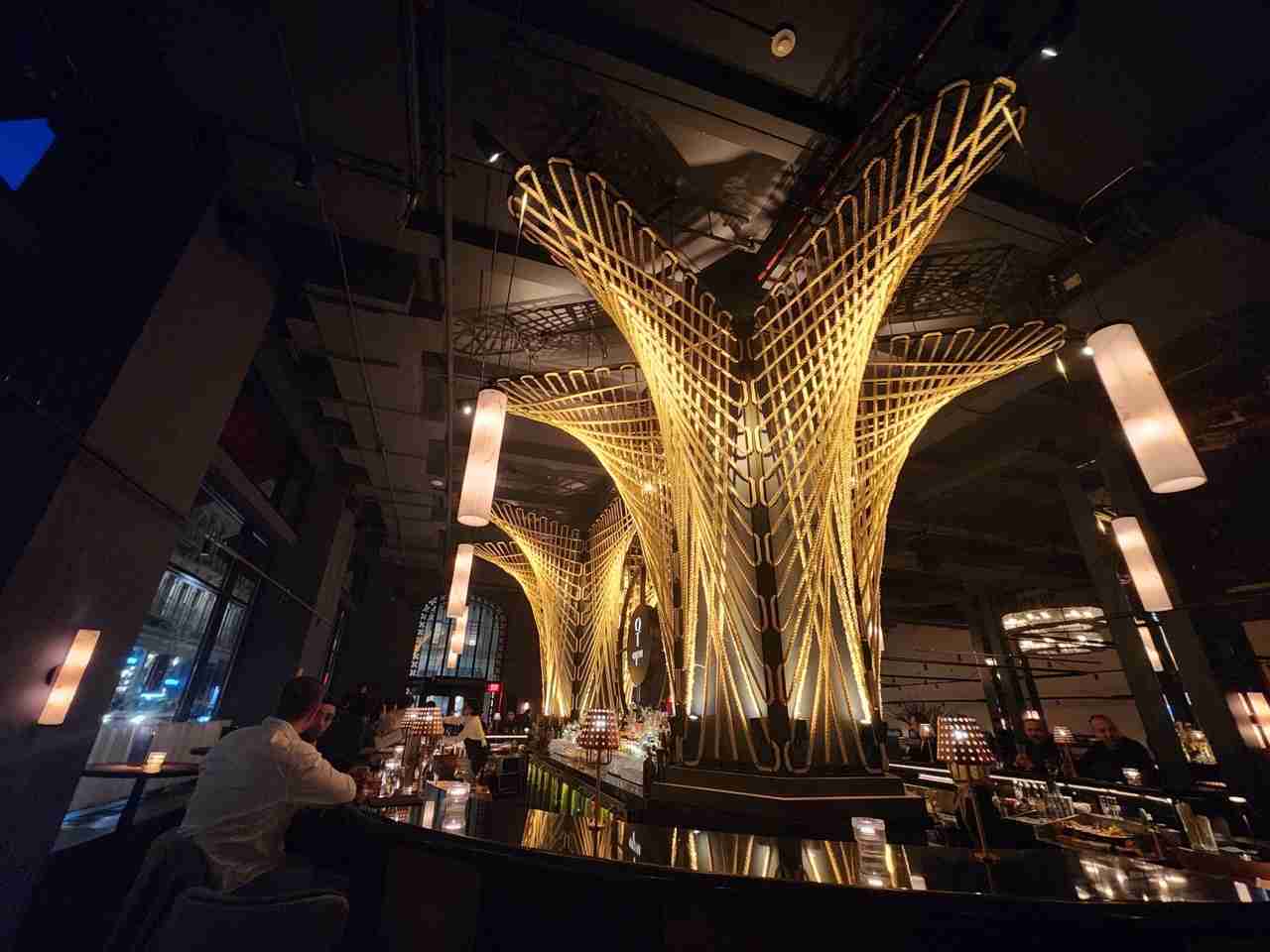 Bar seating at Aqua Restaurant in Manhattan's Flatiron Neighborhood. Photo by Sora Vernikoff