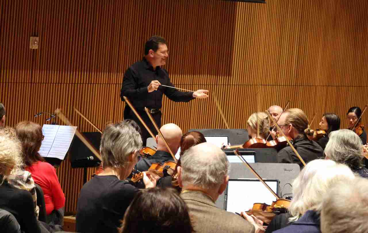 David Bernard conducting the Park Avenue Chamber Symphony's "Immersive Mozart" concert experience at the DiMenna Center for Classical Music in New York City. Courtesy Park Avenue Chamber Symphony