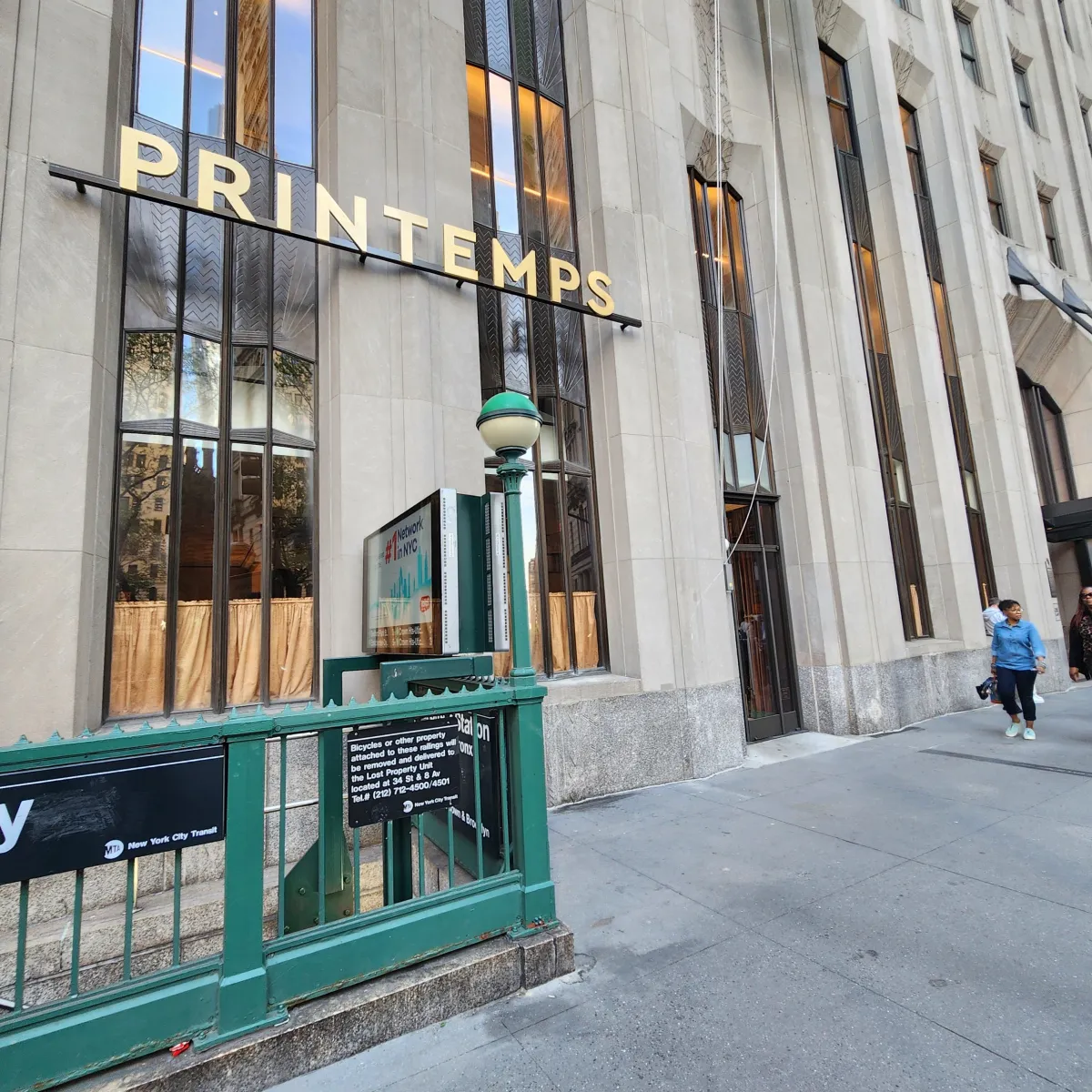 Printemps - conveniently located. Photo by Sora Vernikoff