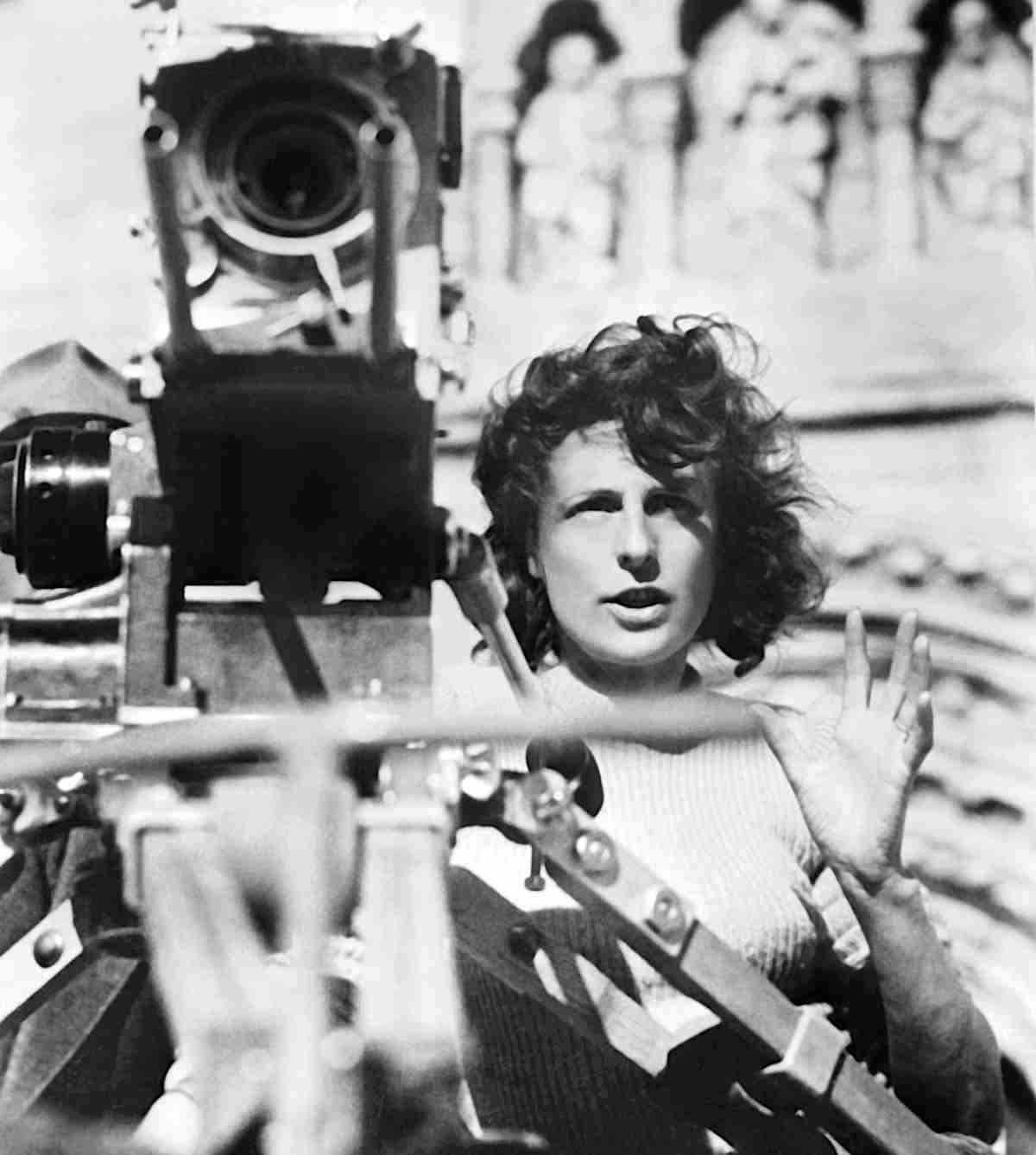 Leni Riefenstahl at shootings for the film 'Lowlands' (1940). Public Domain via Wikipedia Commons