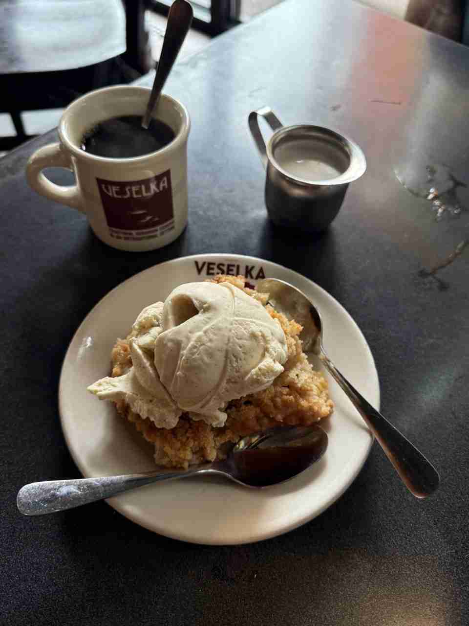 Hot Apple Crumb Pie with Vanilla Ice Cream and fresh Hot Coffee at Veselka. Photo by Valérie Blanchard