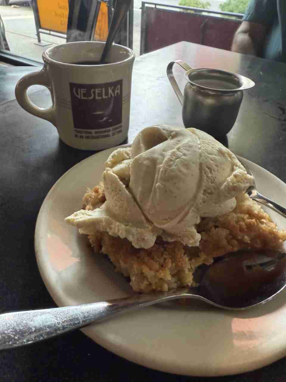 Hot Apple Crumb Pie with Vanilla Ice Cream and fresh Hot Coffee at Veselka. Photo by Valérie Blanchard