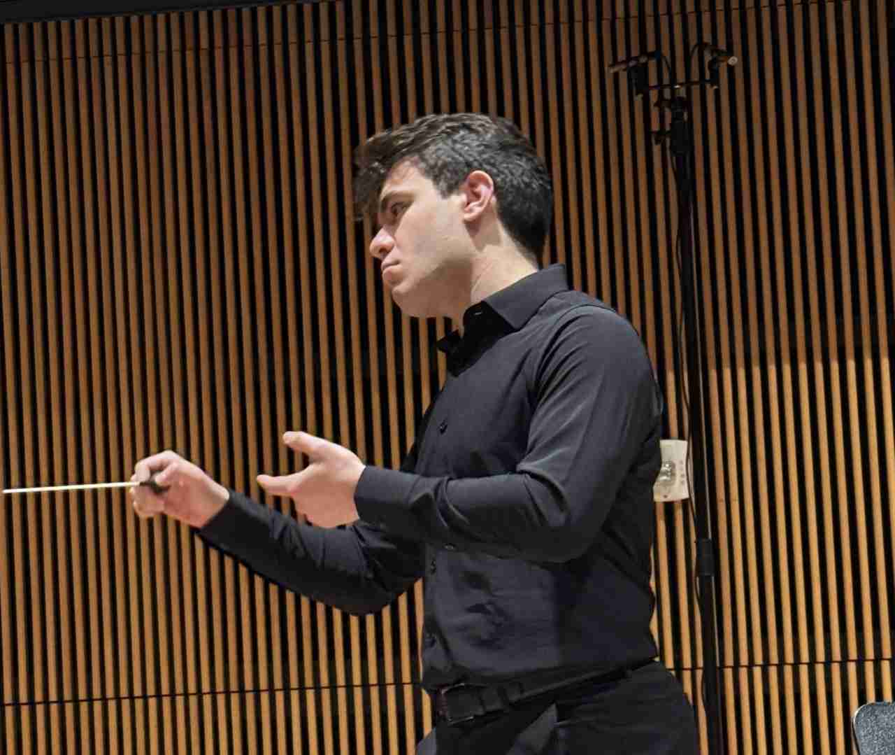 Guest Conductor James Bernard conducting Schubert's "Unfinished" Symphony No. 8 in a concert entitled "Sublime Schubert' with the Park Avenue Chamber Symphony at the DiMenna Center for Classical Music. Photo by Edward Kliszus